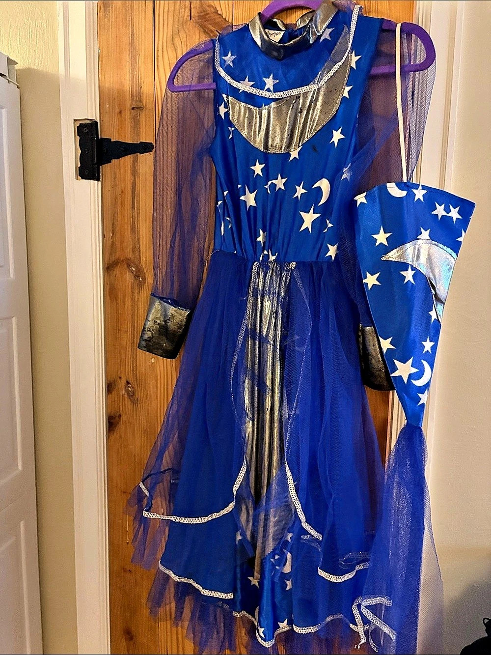 Wizard Costume Like New
2 piece
